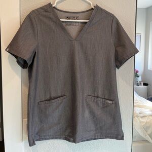 FIGS Casma 3 Pocket Scrub Top